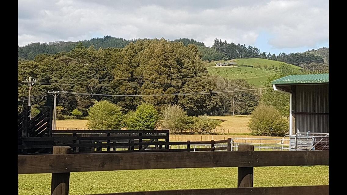 Hunua Ranges Bed & Breakfast Exterior photo